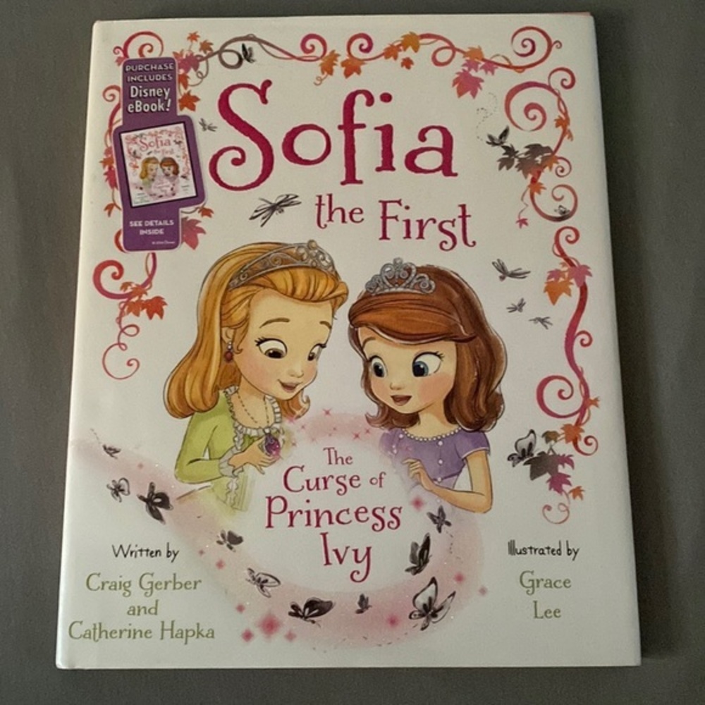 Sofia the First The Curse of Princess Ivy hardcover book